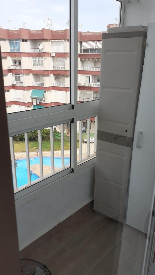 Amplio Piso Al Lado De La Playa En Nerja Lägenhet Exteriör bild