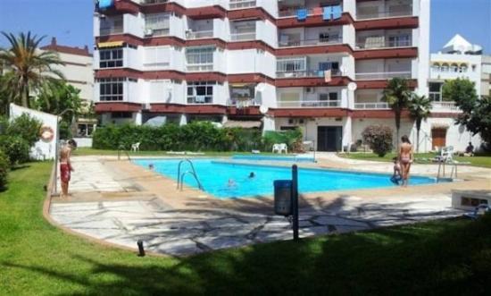 Amplio Piso Al Lado De La Playa En Nerja Lägenhet Exteriör bild